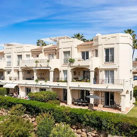 La Quinta Hills - Luxury
